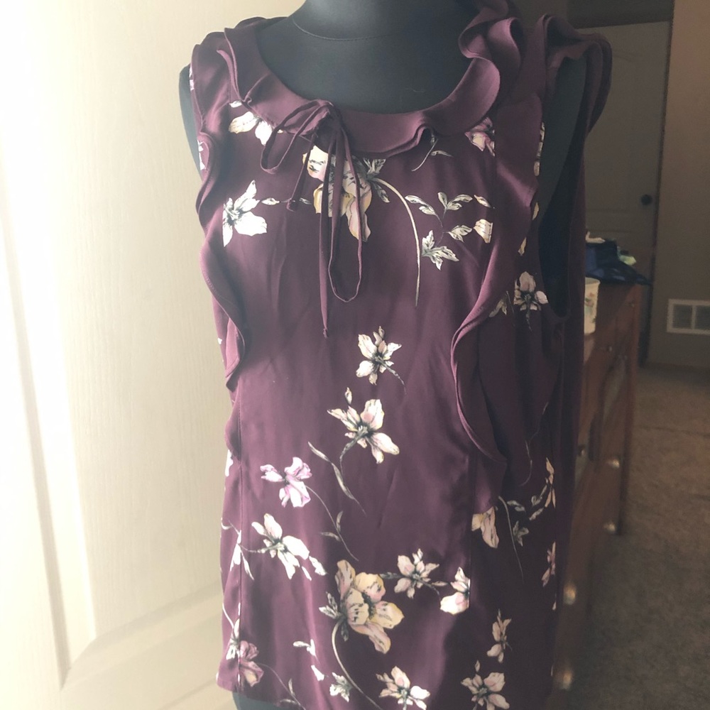 Lauren Conrad LC Floral Top